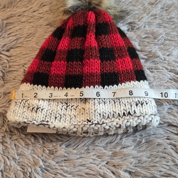 Panache Multicolored Stocking Hat with Pom Pom NWT - Picture 11 of 12